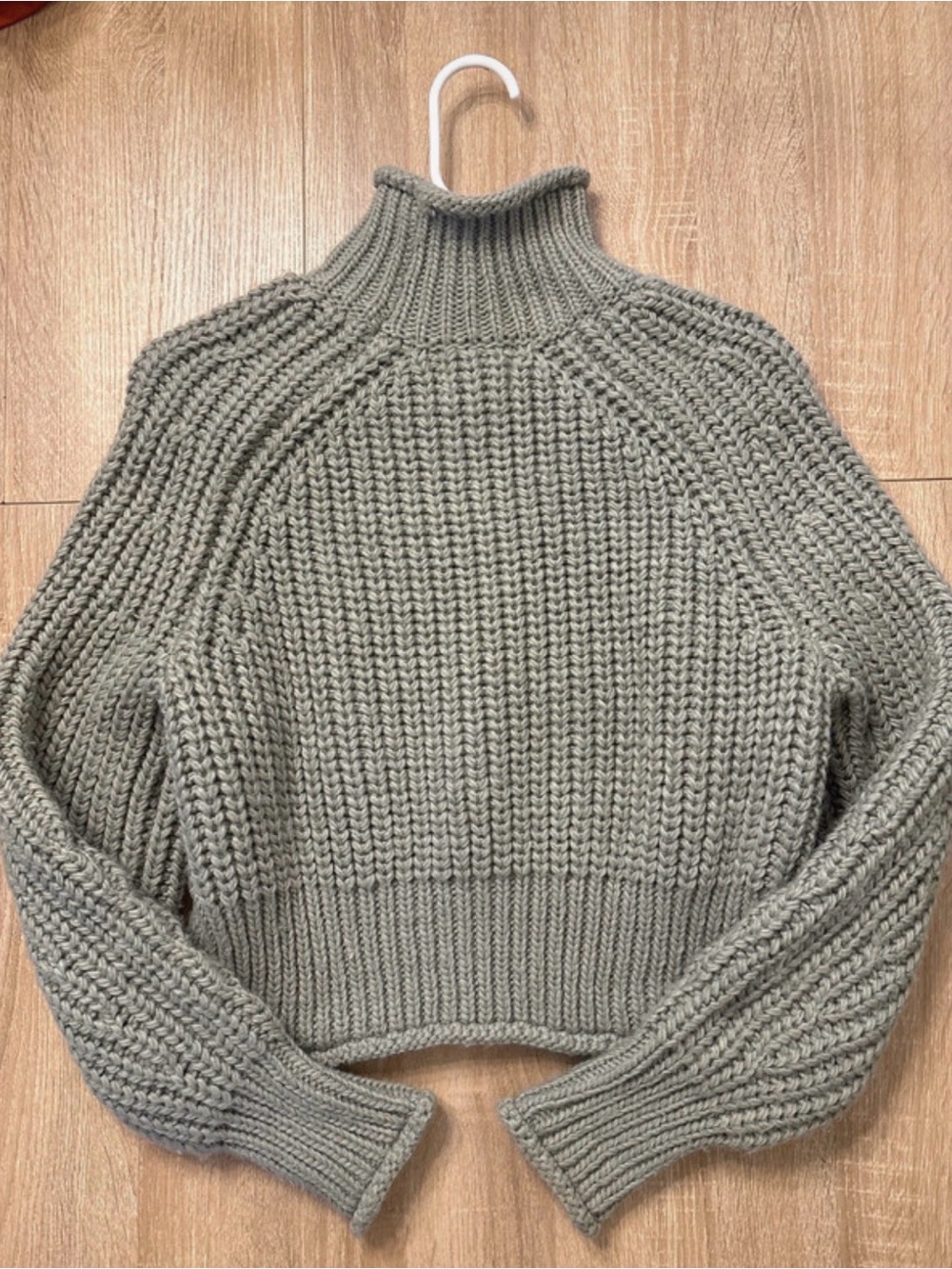 Green Chunky Knit Turtleneck Sweater